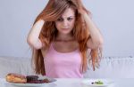 Анорексия у подростков: причины, признаки и лечение