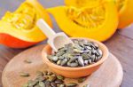 Тыквенные семечки для похудения: чем полезен продукт для организма