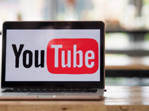 подписчиков на YouTube